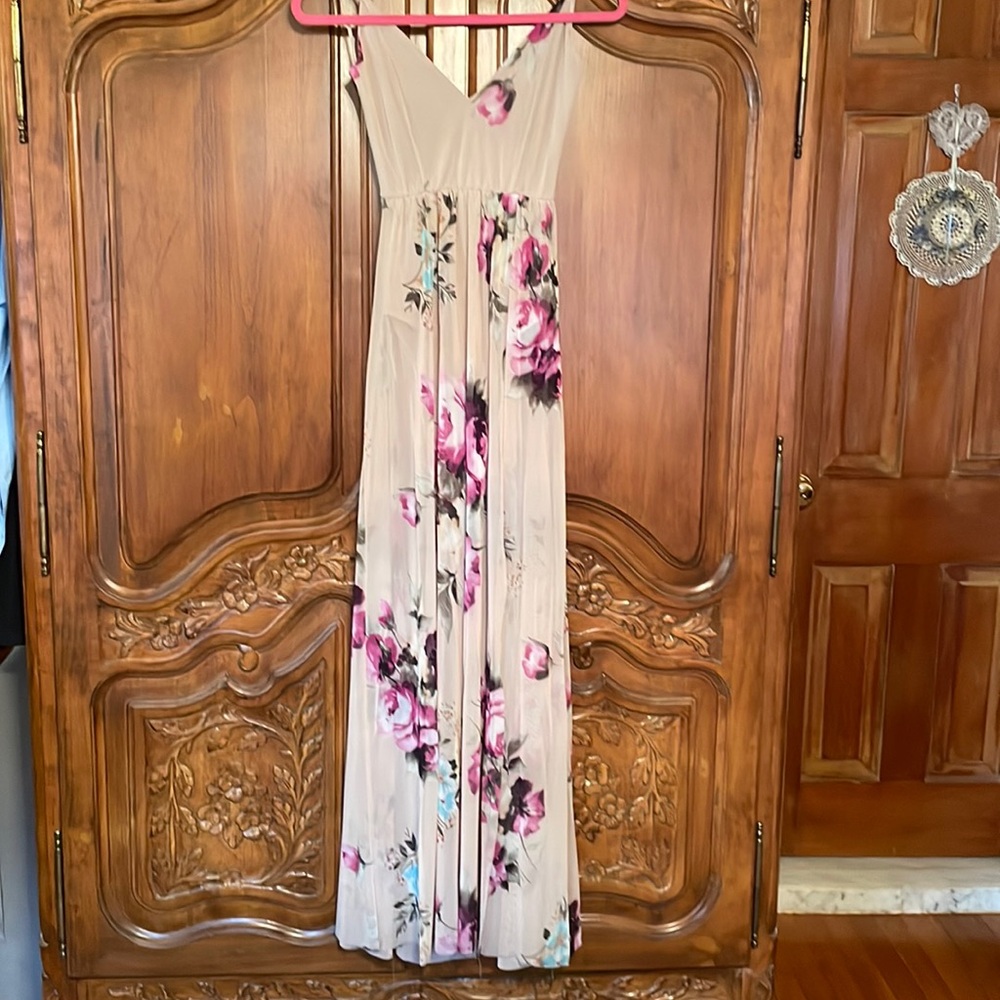 SHEER FLORAL BEIGE MAXI DRESS SMALL BUILTIN BOTTOM UNDERGARMENT. HIGH SLIT